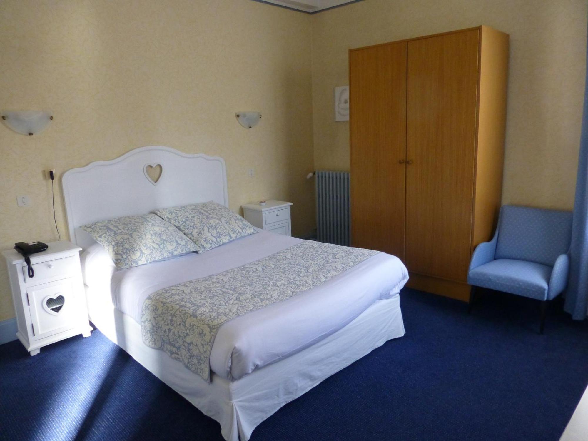 Hotel Trianon Vichy Habitación foto